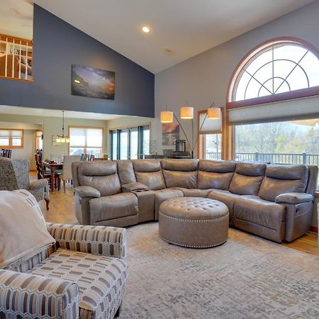 Expansive Shakopee Vacation Rental On 5 Acres! Exteriör bild