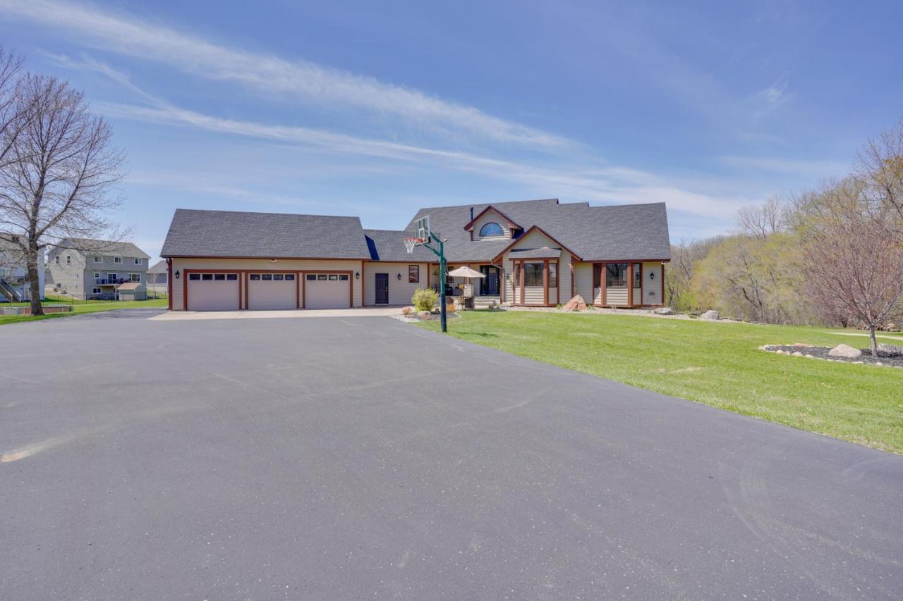 Expansive Shakopee Vacation Rental On 5 Acres! Exteriör bild