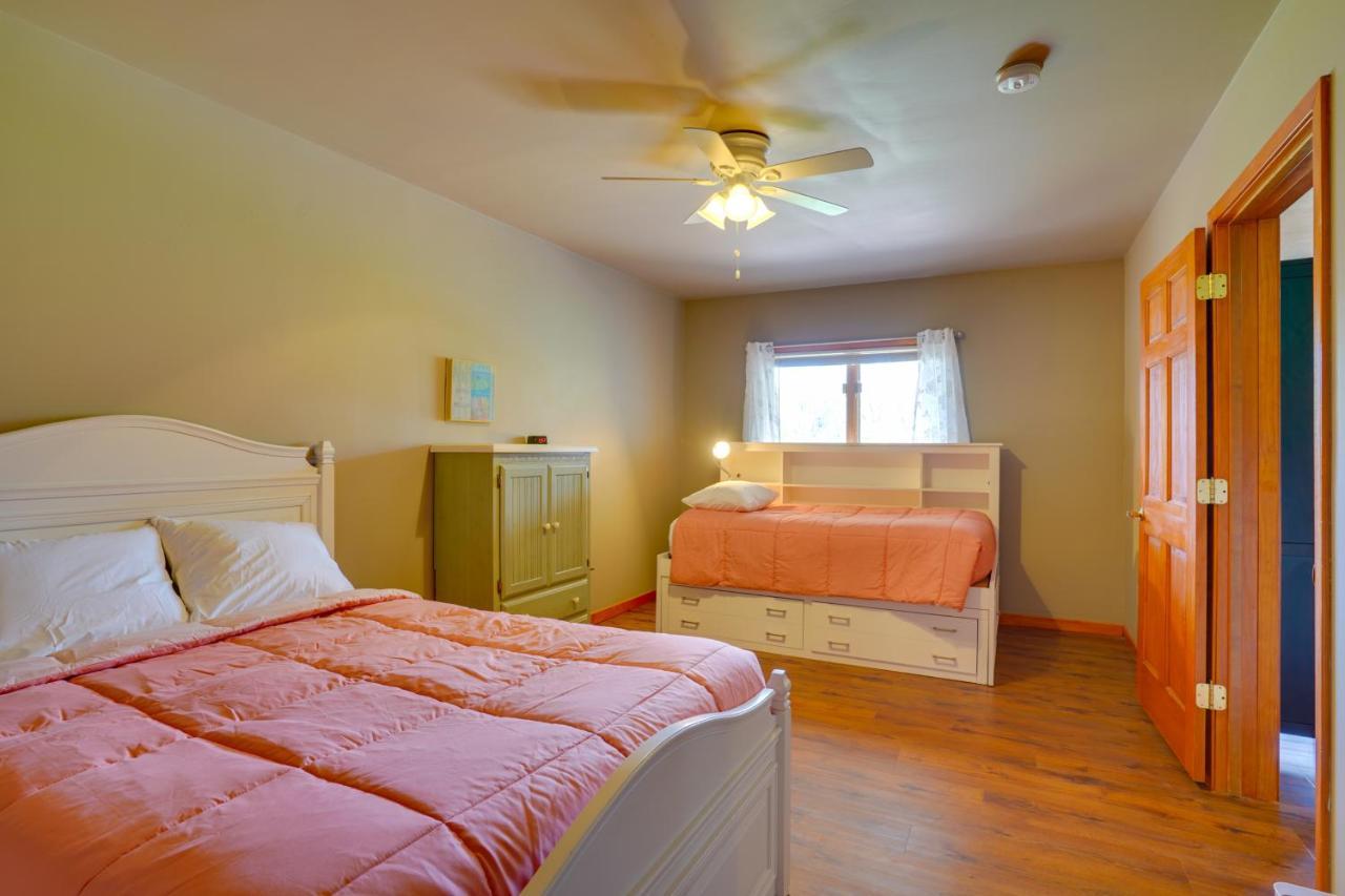 Expansive Shakopee Vacation Rental On 5 Acres! Exteriör bild